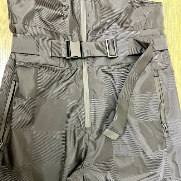 Woolrich NWT Shelter Waterproof Overall Ski Pants Made in Italy - Size S - Picture 11 of 15